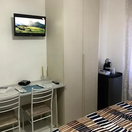 ゲストハウス Casa Di Angela 3*